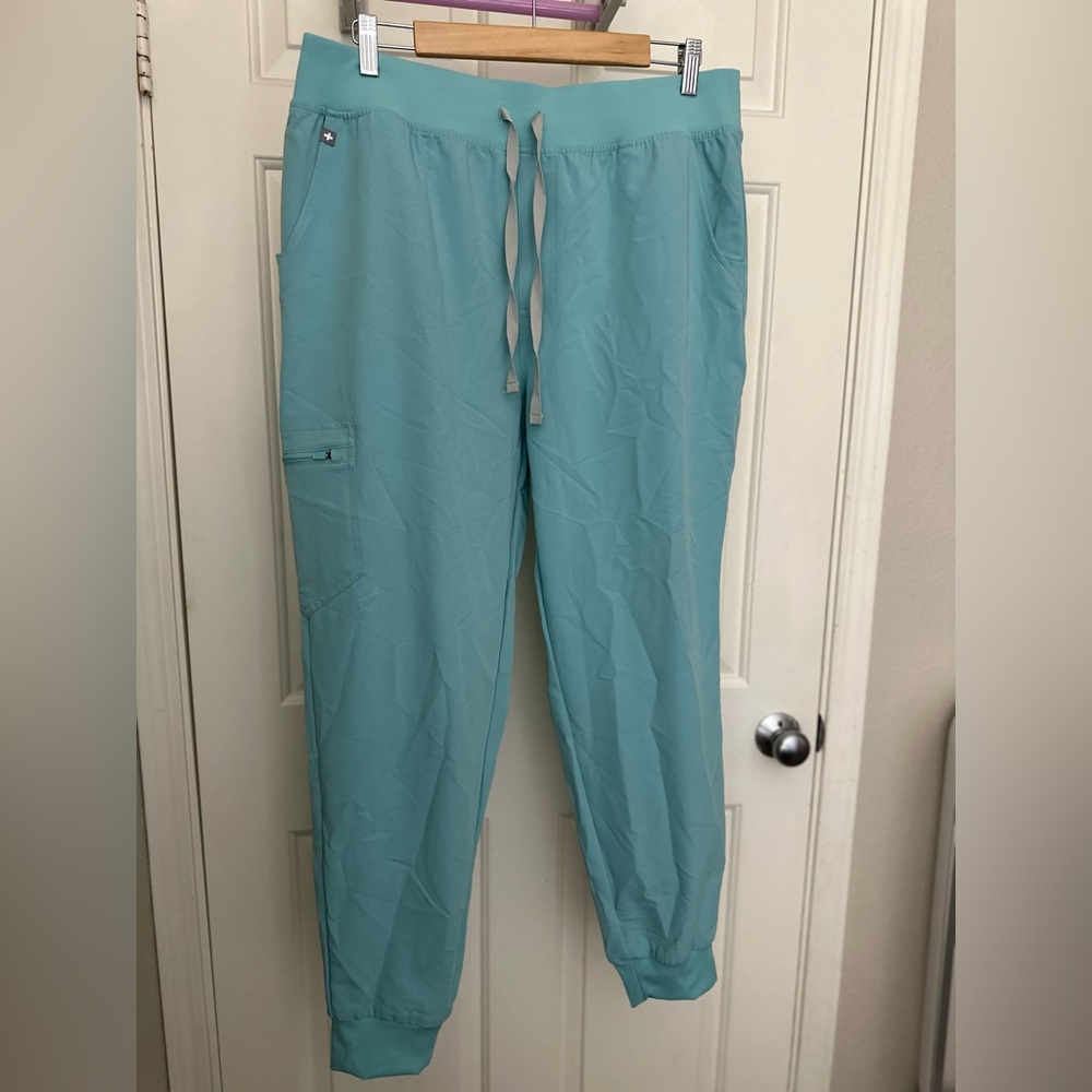 New Figs High Waisted Zamora  Jogger Scrub Pants - Picture 2 of 6